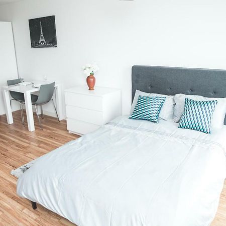 Studio Apartments Free Street Parking Subject To Availability Manchester Luaran gambar